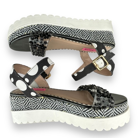 Betsey Johnson Shoes Womens 8 Platform Sandals Open Toe Buckle Strap - Picture 7 of 11